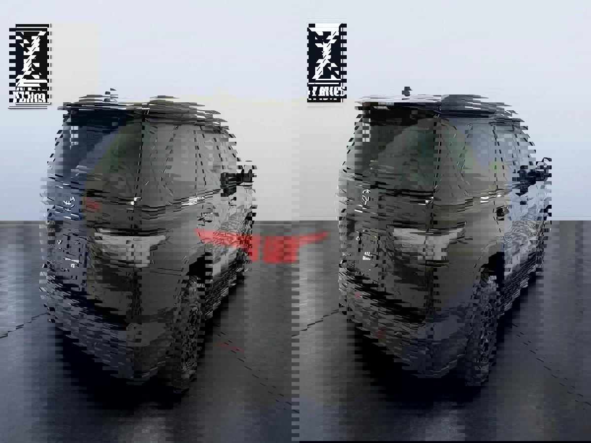 Used 2024 Toyota Sequoia Platinum image 6