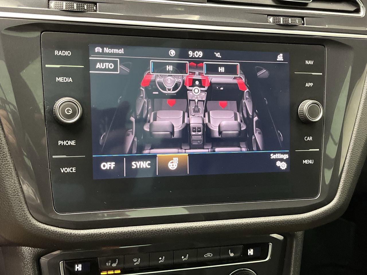 Used 2020 Volkswagen Tiguan SEL Premium R-Line AWD/4WD image 22