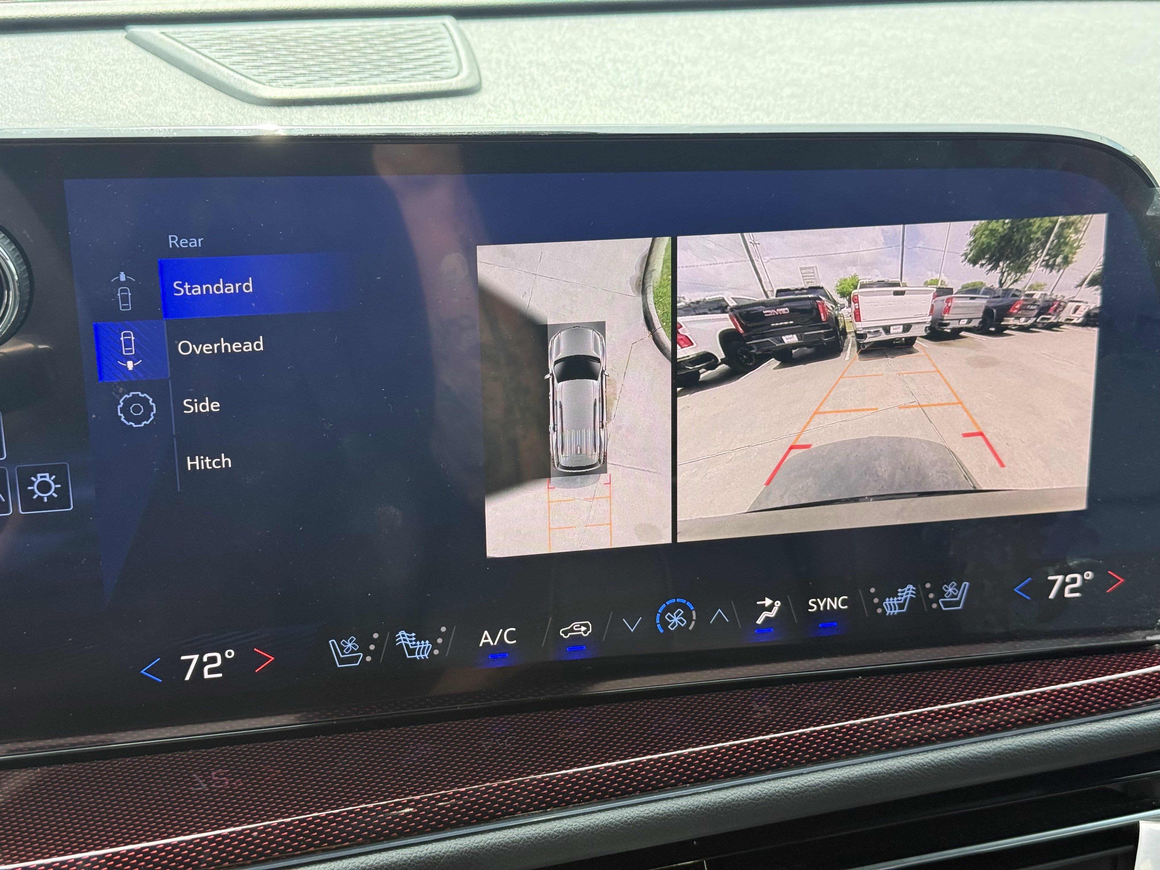 Used 2024 Chevrolet Traverse RS w/ LPO, Floor Liner Package image 21