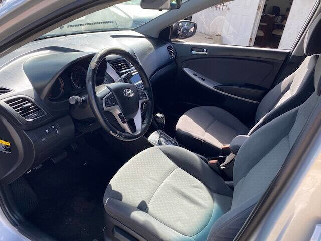Used 2014 Hyundai Accent SE image 7