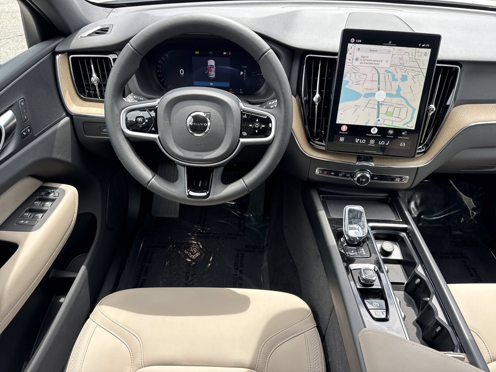 New 2026 Volvo XC60 T8 Plus w/ Protection Package Premier AWD/4WD image 16