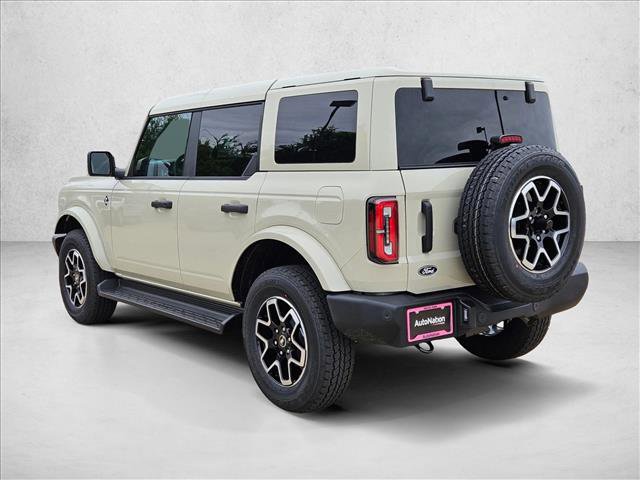 New 2026 Ford Bronco Outer Banks AWD/4WD image 9