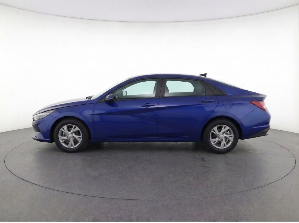 Used 2021 Hyundai Elantra SE image 38