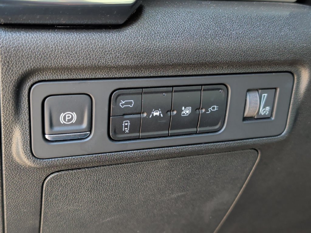 Used 2026 GMC Hummer EV SUV AWD/4WD image 14