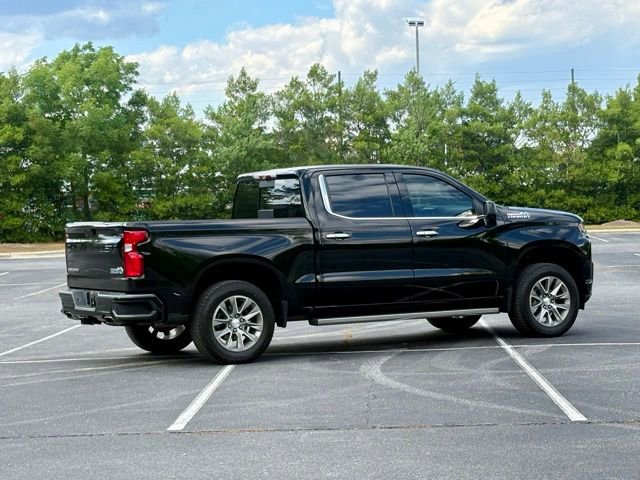 Used 2021 Chevrolet Silverado 1500 High Country w/ Technology Package AWD/4WD image 8