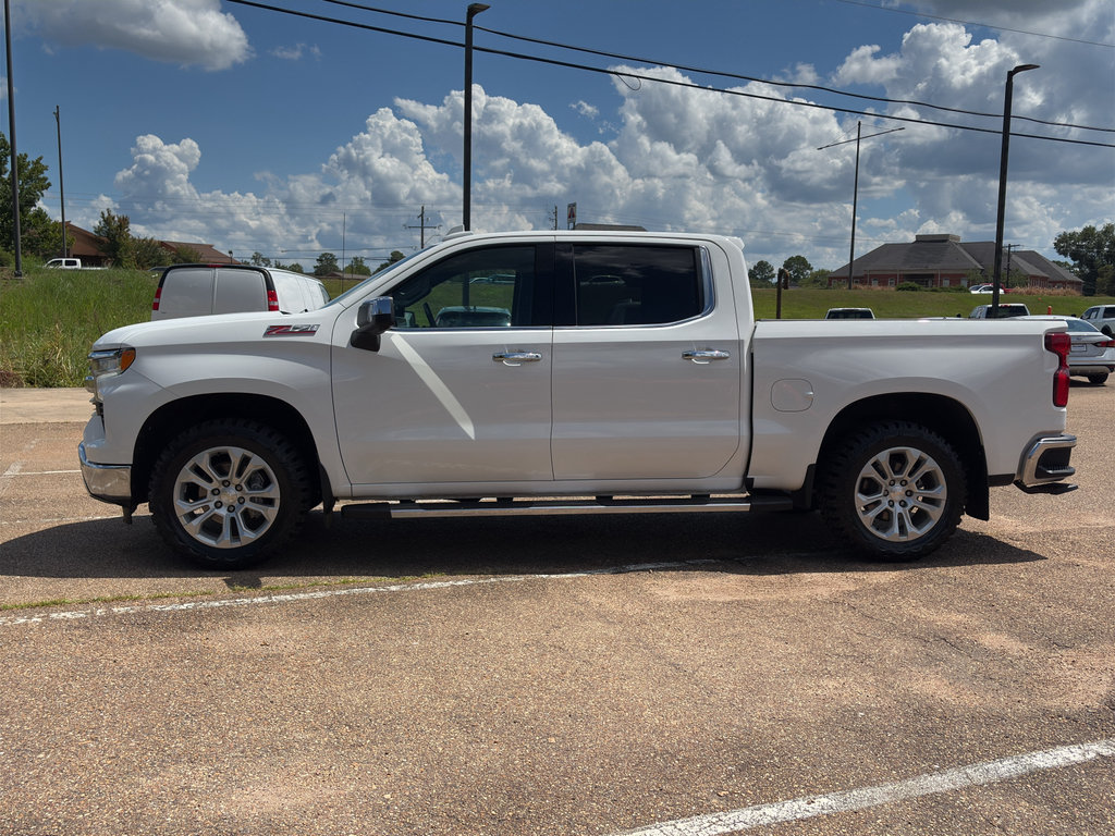 Used 2023 Chevrolet Silverado 1500 LTZ w/ LTZ Convenience Package II AWD/4WD image 7