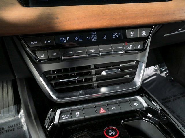 Used 2023 Audi e-tron GT Premium Plus image 17