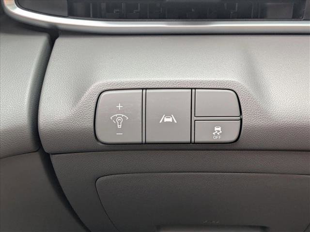 Used 2023 Hyundai Elantra SEL w/ Convenience Package FWD image 14