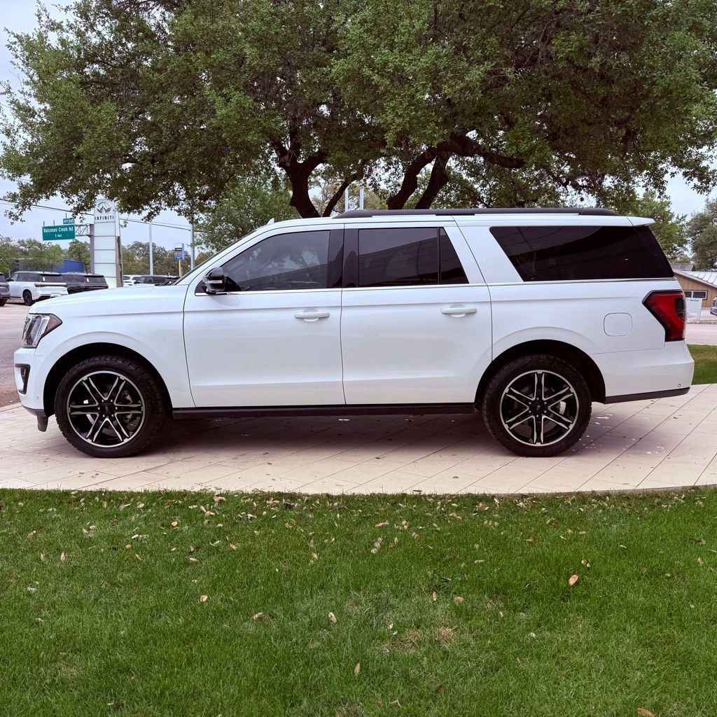 Used 2021 Ford Expedition Max Limited image 9