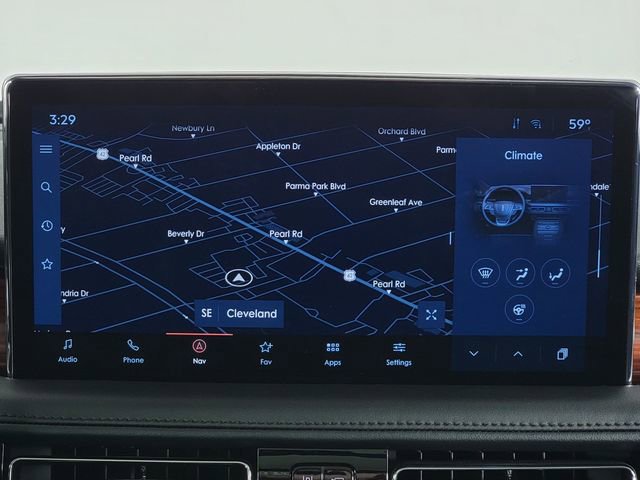 Used 2023 Lincoln Nautilus Reserve w/ Equipment Group 201A image 21