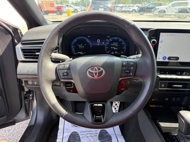 Used 2025 Toyota Camry XSE FWD image 15