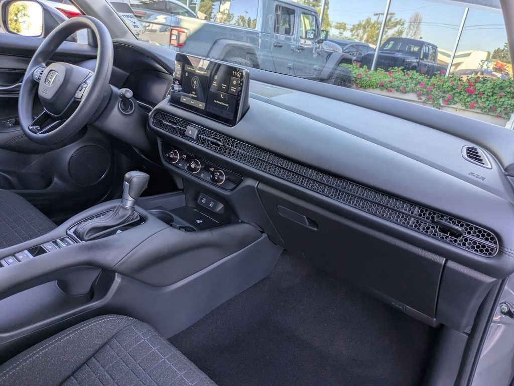 Certified 2026 Honda HR-V LX image 22