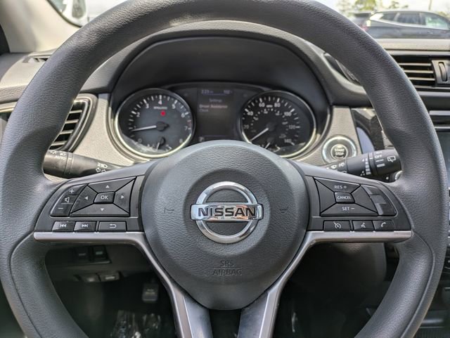 Used 2020 Nissan Rogue Sport SV FWD image 21