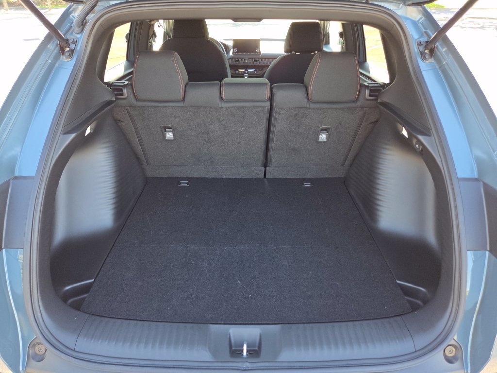 Certified 2025 Honda HR-V Sport image 25