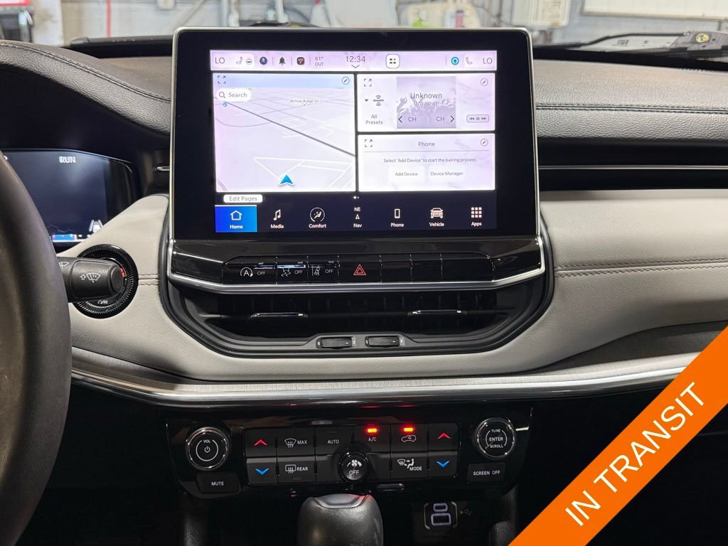 Certified 2023 Jeep Compass Limited w/ Elite Group AWD/4WD image 8