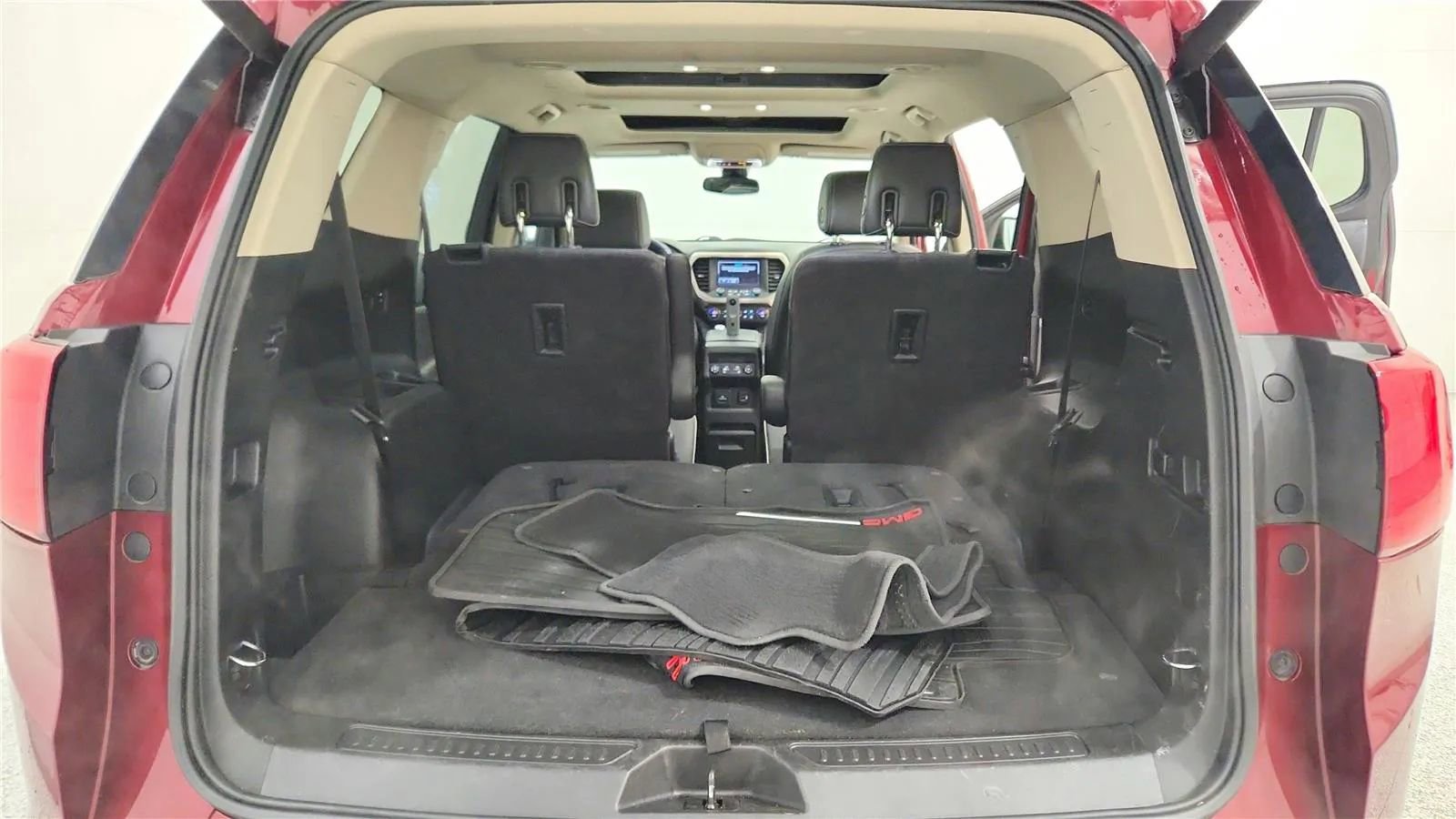 Used 2017 GMC Acadia Denali w/ Technology Package image 19