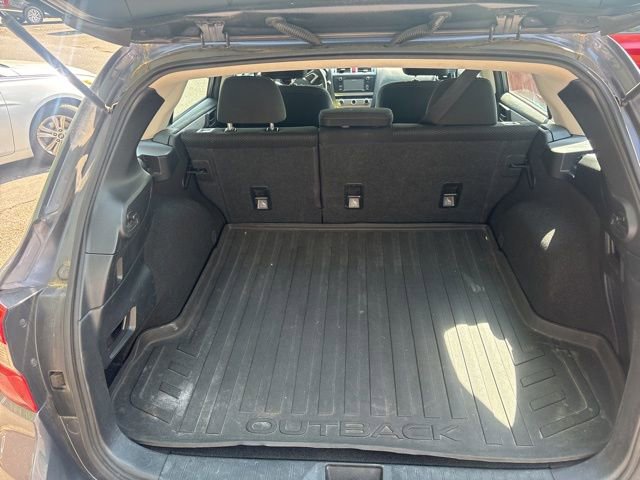 Used 2017 Subaru Outback 2.5i image 7