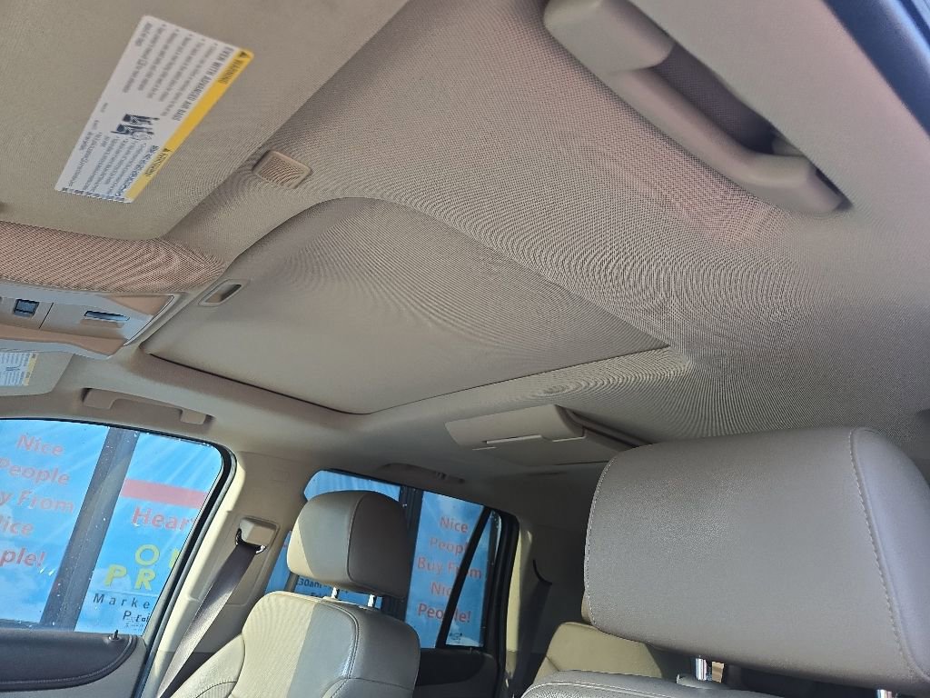 Used 2018 Chevrolet Tahoe Premier AWD/4WD image 35
