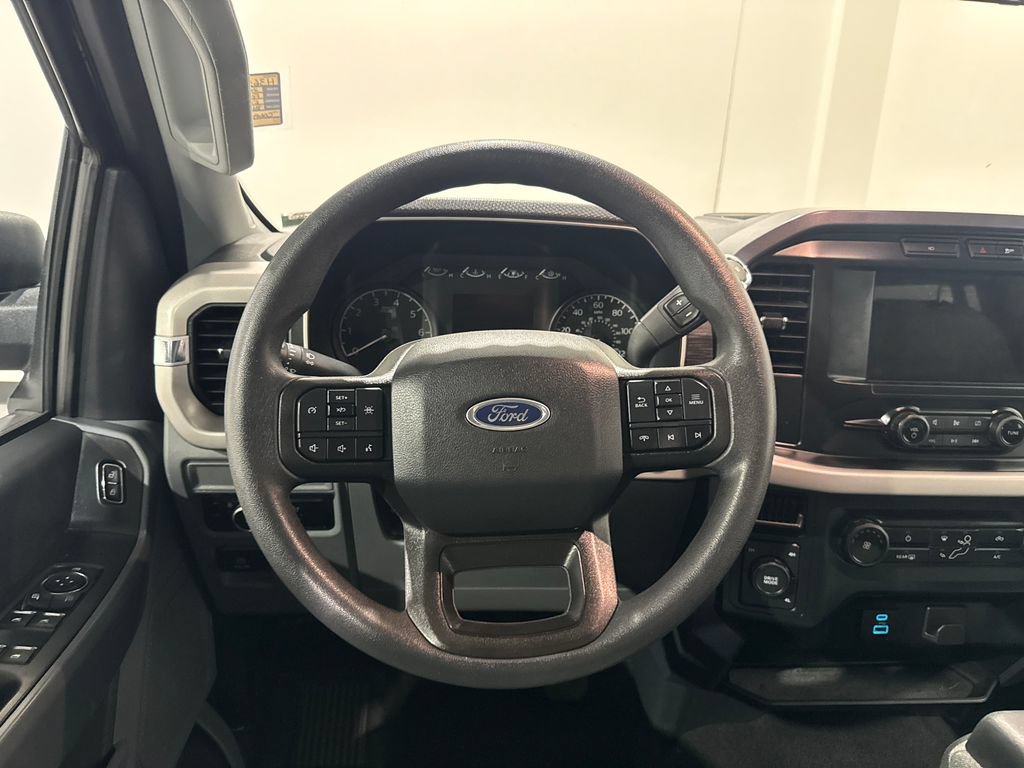 Used 2023 Ford F150 XLT AWD/4WD image 4