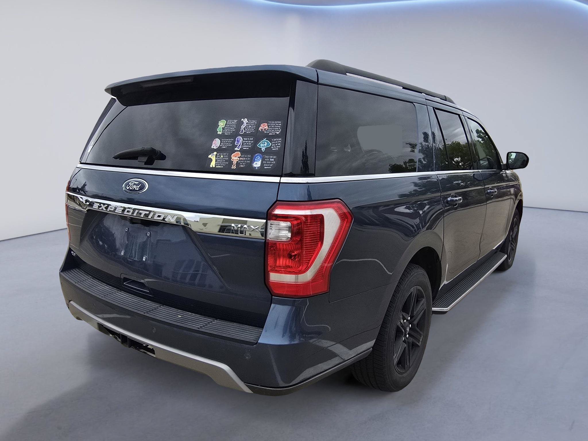 Used 2020 Ford Expedition Max XLT w/ Equipment Group 202A AWD/4WD image 6