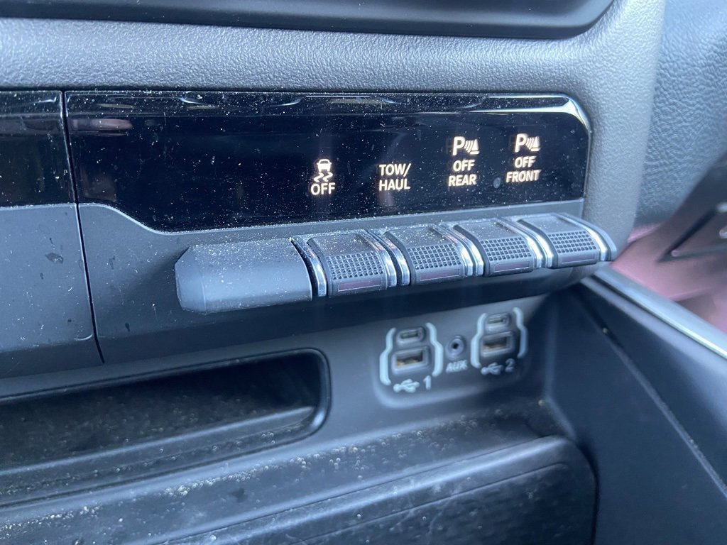 Used 2021 RAM 1500 Big Horn image 32