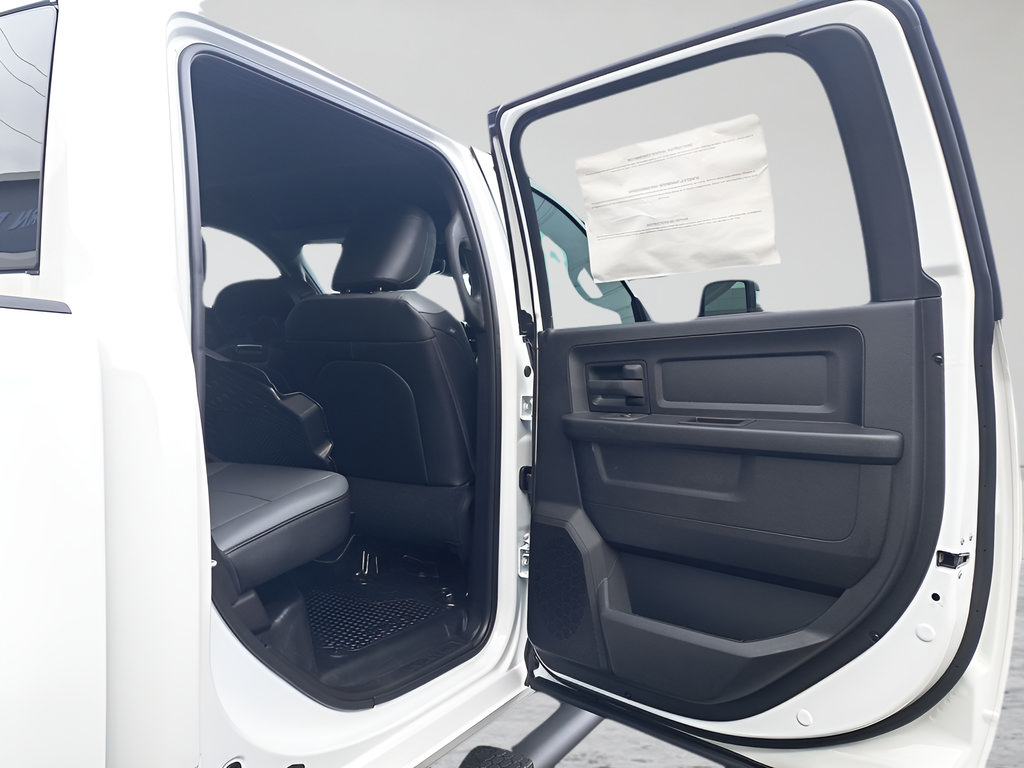New 2026 RAM 3500 Tradesman AWD/4WD image 13