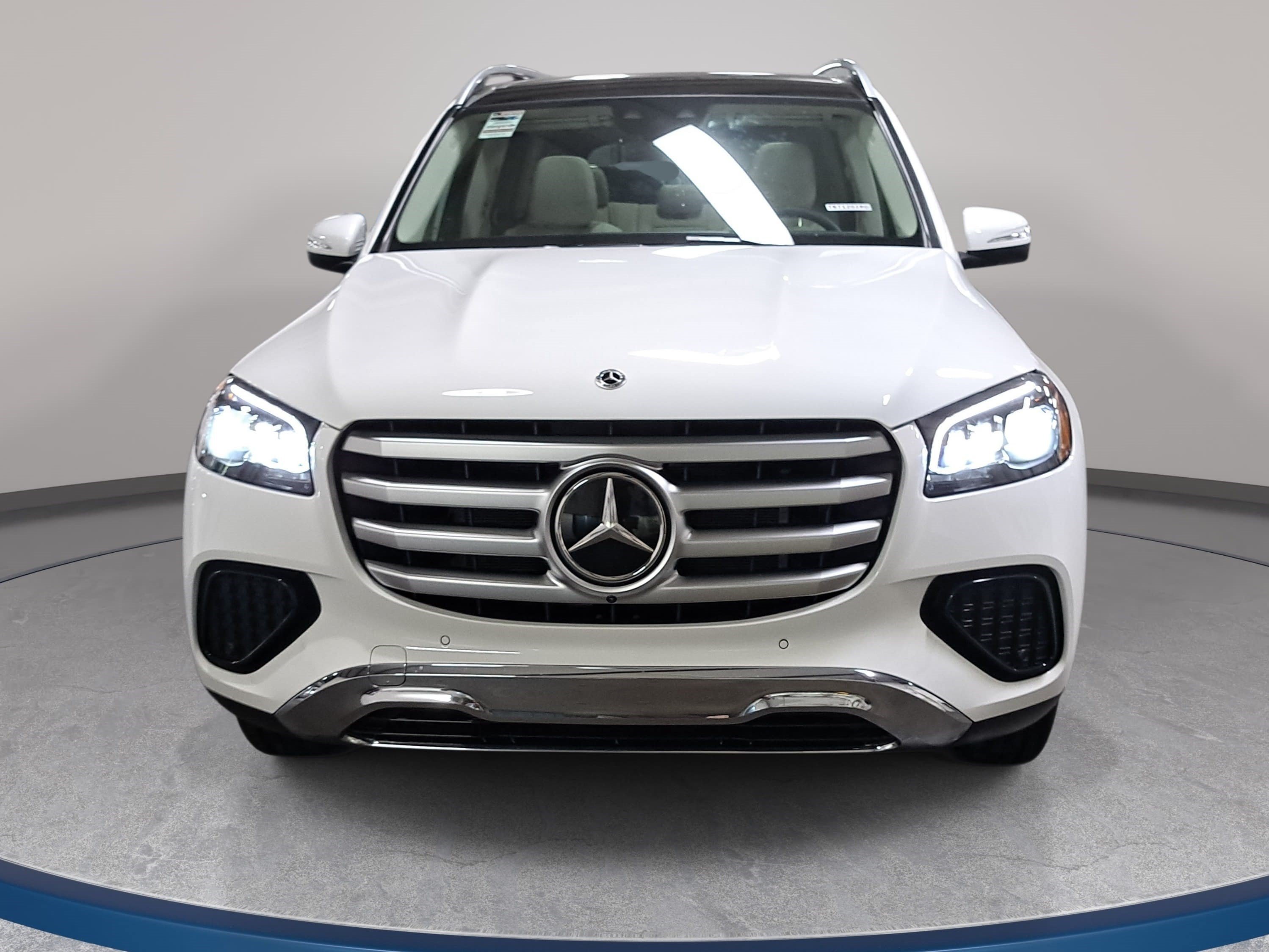 New 2026 Mercedes-Benz GLS 450 4MATIC image 2