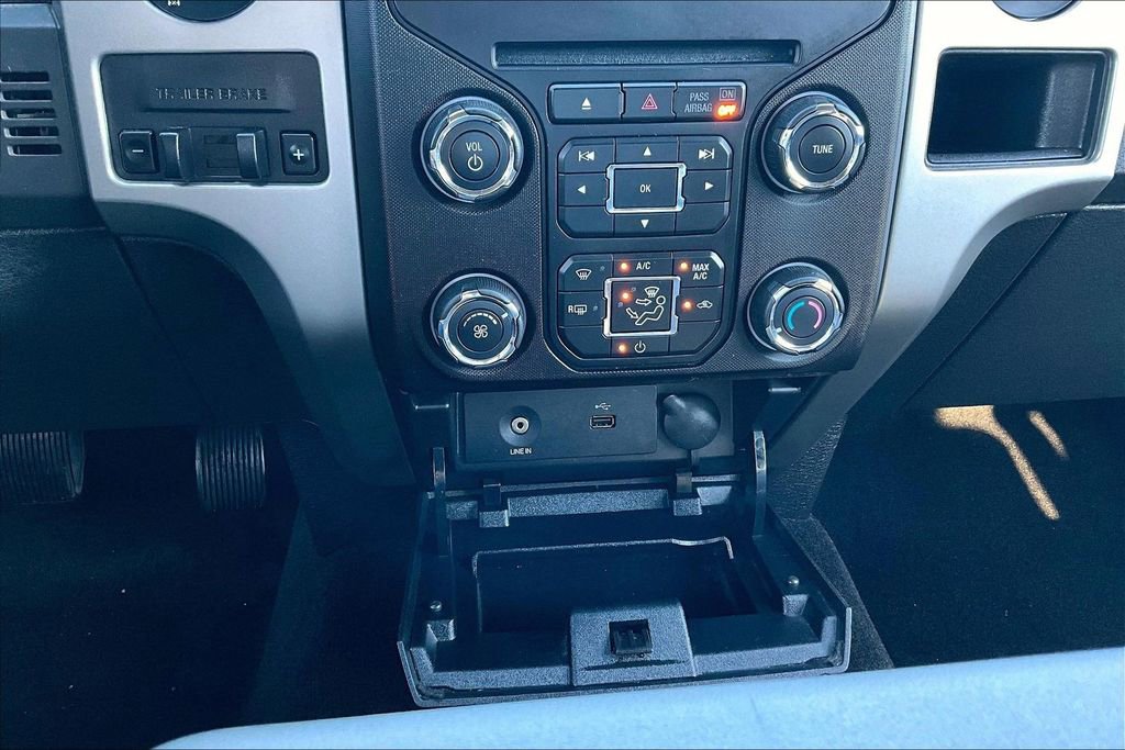 Used 2014 Ford F150 XLT w/ Equipment Group 302A Luxury image 22