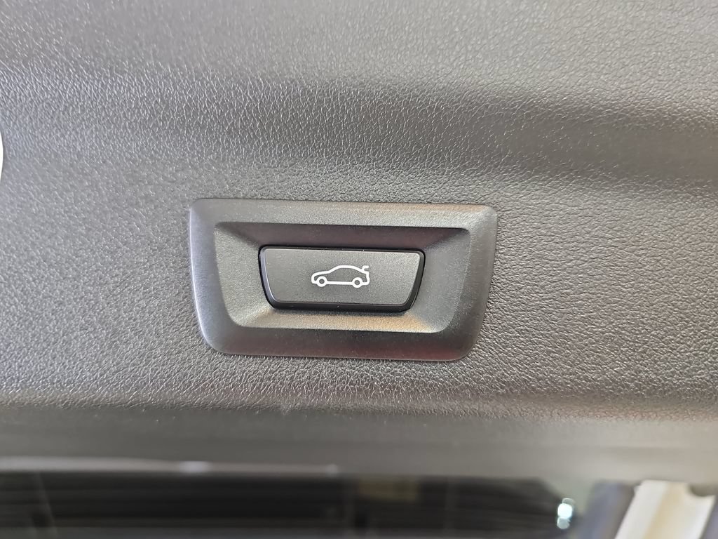 Used 2023 BMW X1 xDrive28i AWD/4WD image 13