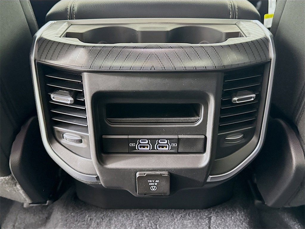 New 2026 RAM 1500 4x4 Crew Cab image 28