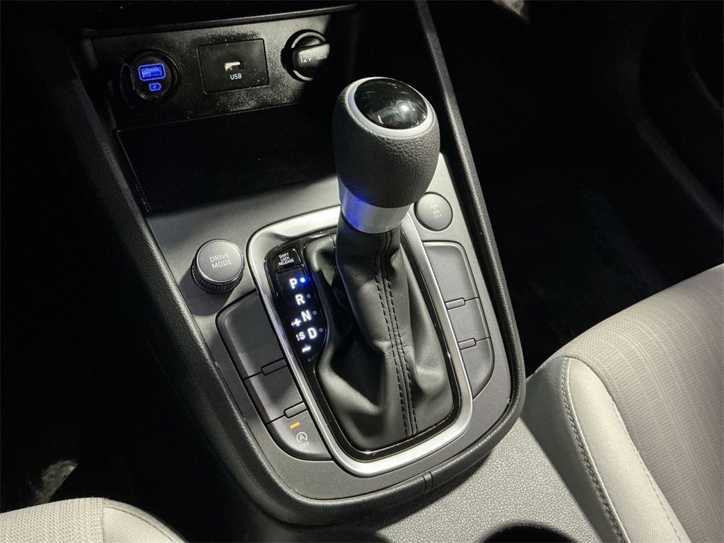 Used 2023 Hyundai Kona SEL image 29