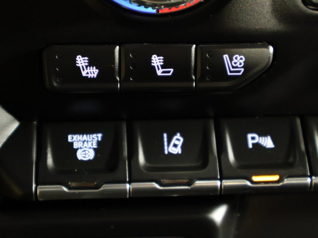 Used 2022 GMC Sierra 2500 Denali w/ Denali Black Diamond Edition image 46