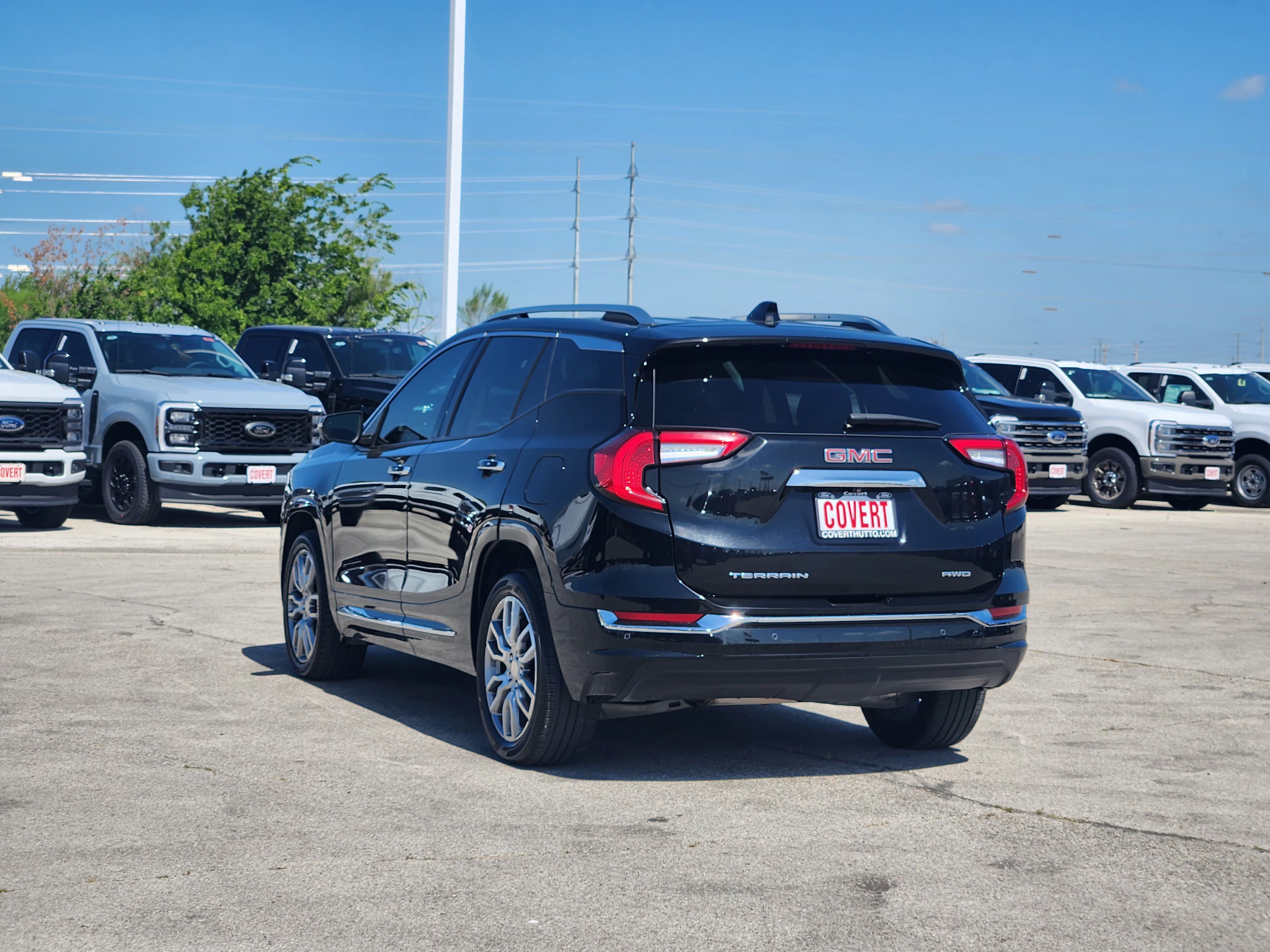 Used 2023 GMC Terrain Denali AWD/4WD image 5