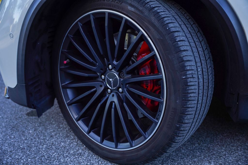 Used 2020 Mercedes-Benz GLC 63 AMG S image 4