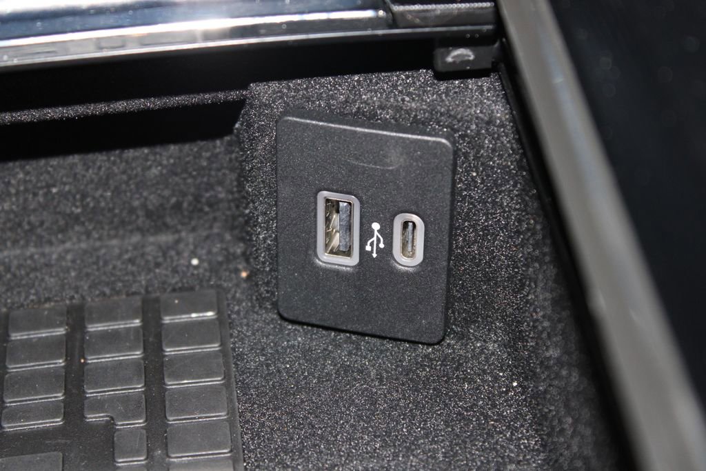 Used 2024 Lincoln Corsair Grand Touring w/ Equipment Group 301A image 42