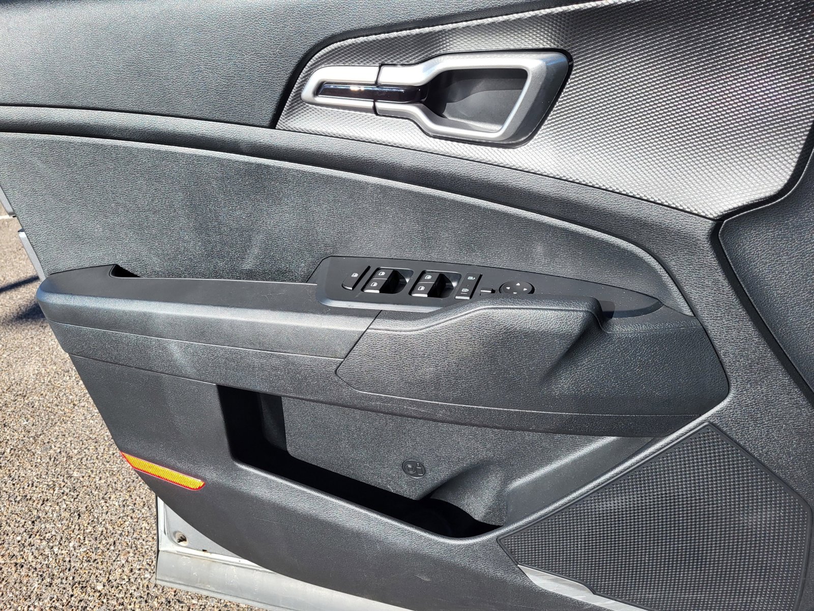 Used 2024 Kia Sportage LX image 14