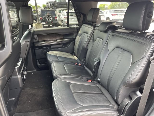 Used 2020 Ford Expedition Limited w/ Equipment Group 302A AWD/4WD image 23