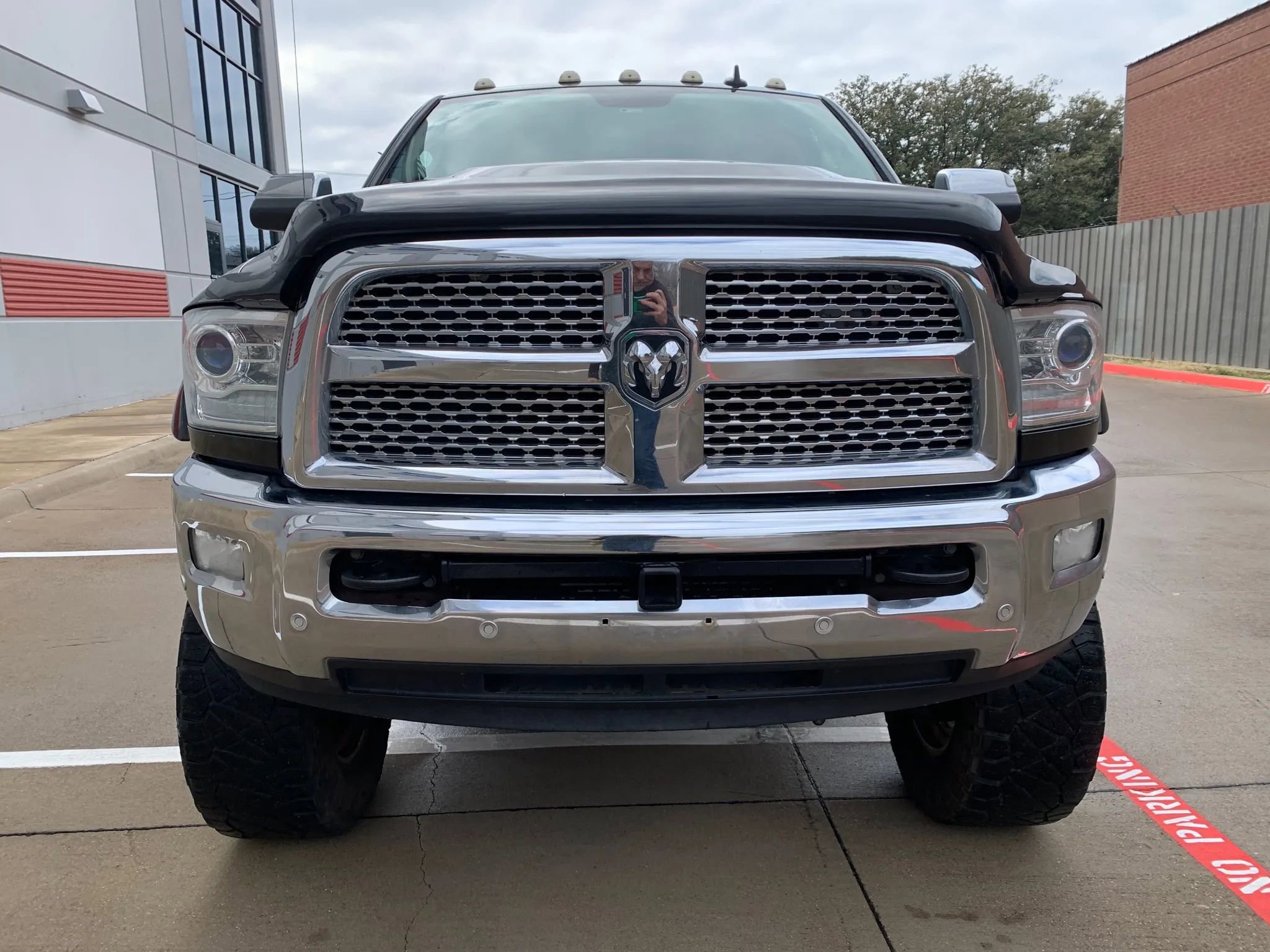 Used 2016 RAM 2500 Laramie image 4