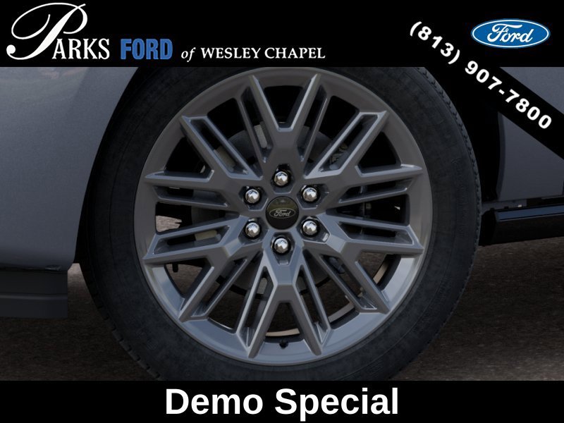 New 2027 Ford Expedition Platinum w/ Stealth Appearance Package AWD/4WD image 19