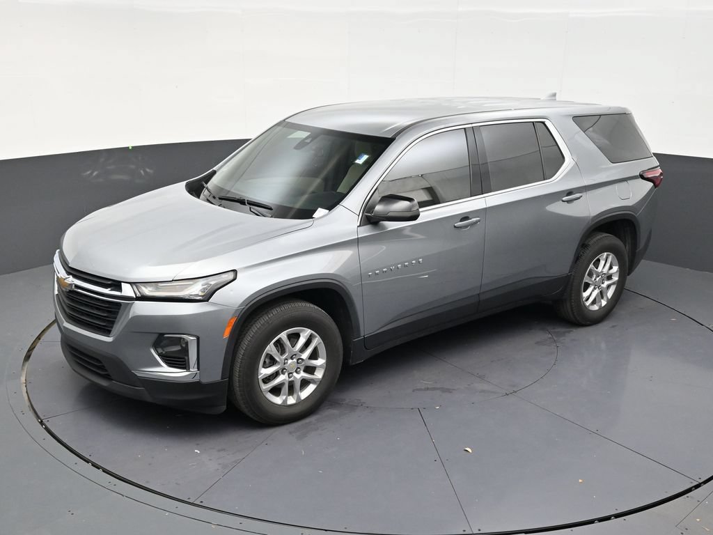 Used 2023 Chevrolet Traverse LS FWD image 12
