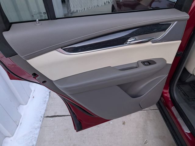 Used 2020 Cadillac XT6 Premium Luxury image 22