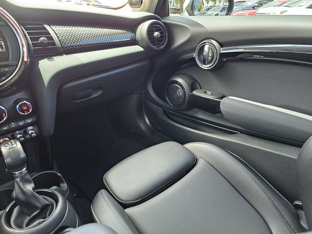 Used 2018 MINI Cooper S FWD image 14