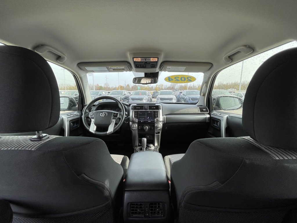Used 2024 Toyota 4Runner SR5 image 23