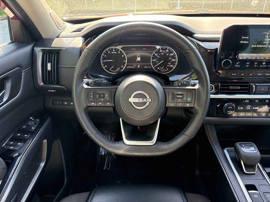 Used 2022 Nissan Pathfinder SL w/ SL Premium Package image 19