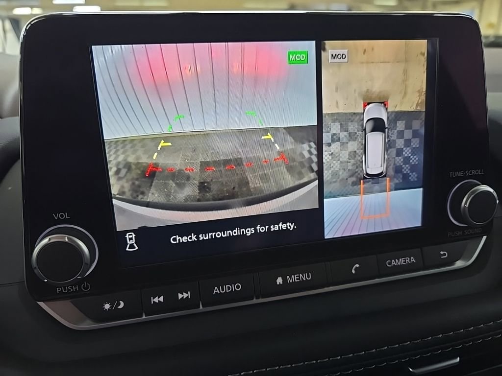 Used 2023 Nissan Rogue SL image 24