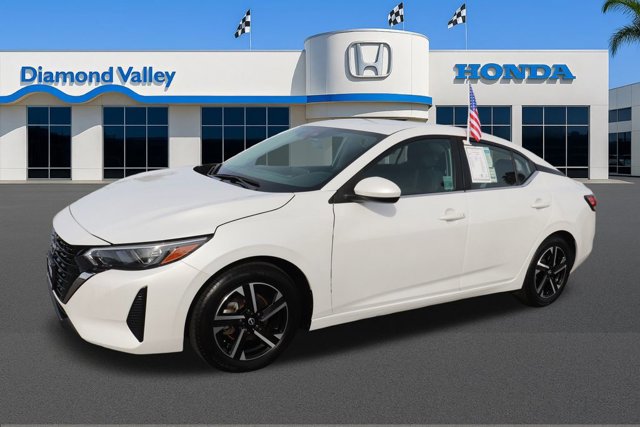 Used 2024 Nissan Sentra SV image 3