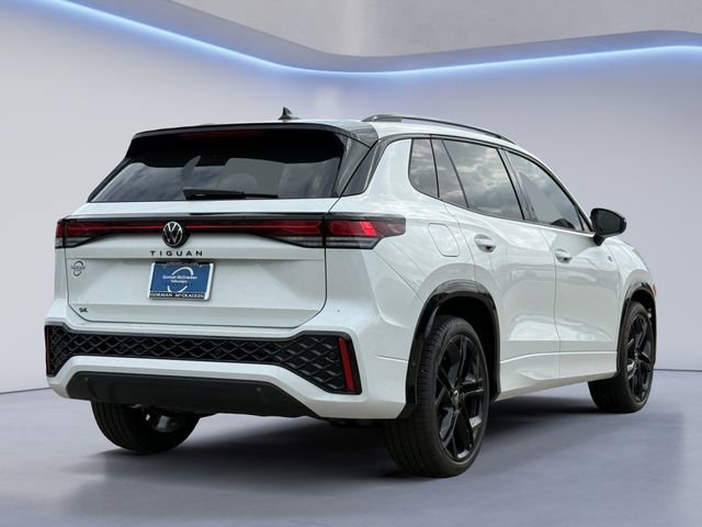 New 2026 Volkswagen Tiguan SE R-Line image 5