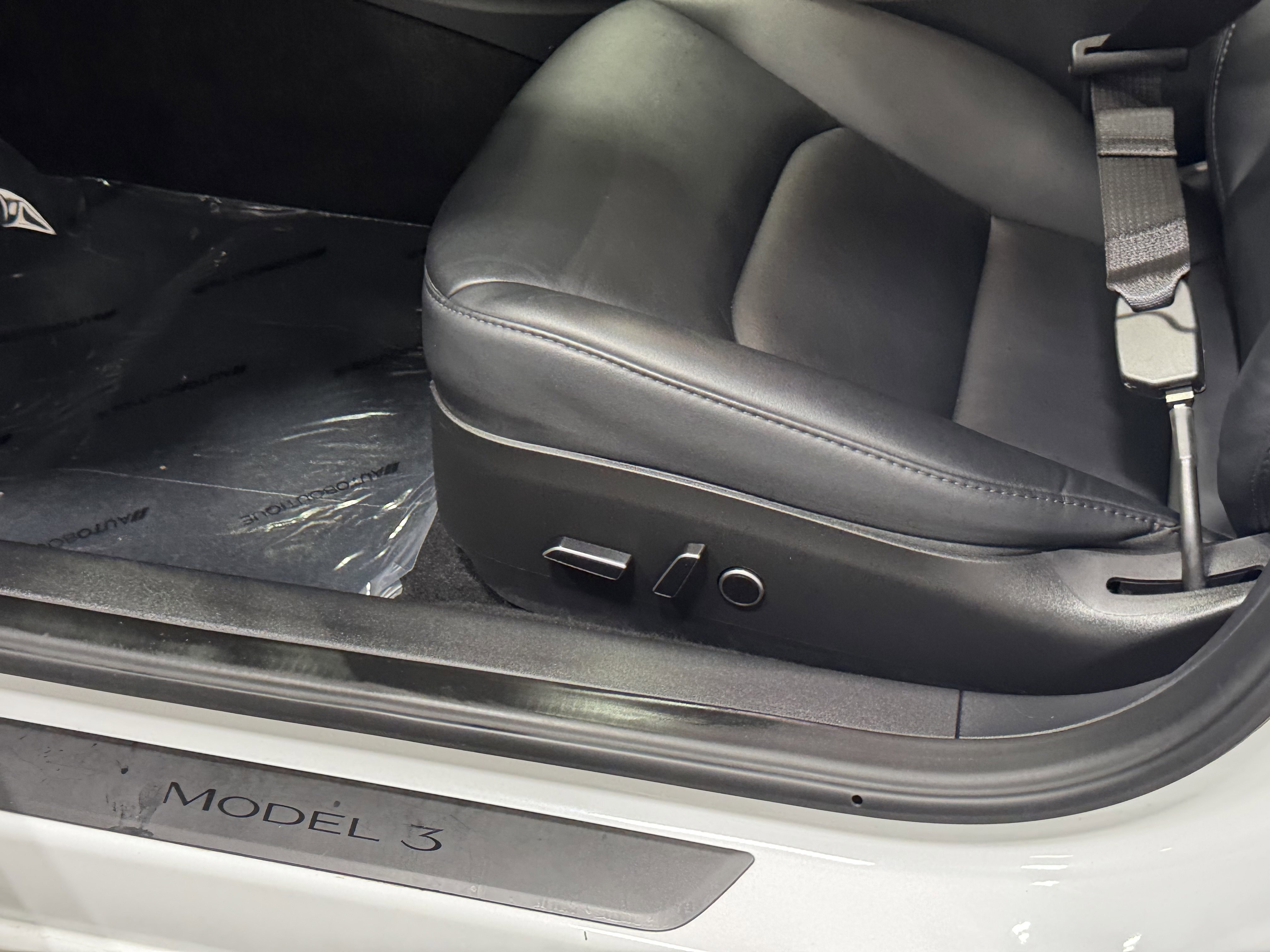 Used 2023 Tesla Model 3 Performance image 31