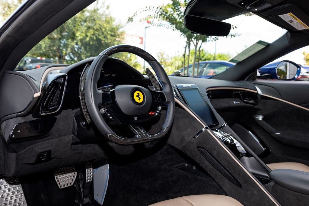Used 2023 Ferrari Roma RWD image 25