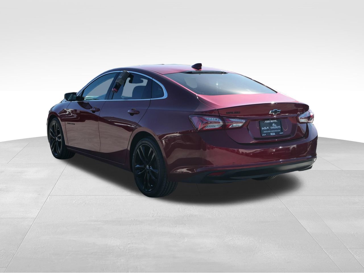 Used 2023 Chevrolet Malibu LT w/ Sport Edition image 6